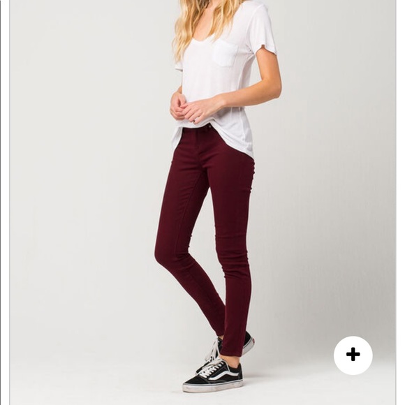 Maroon stretch jean - Picture 5 of 6